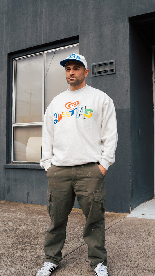 FAVORITES CREWNECK GREY